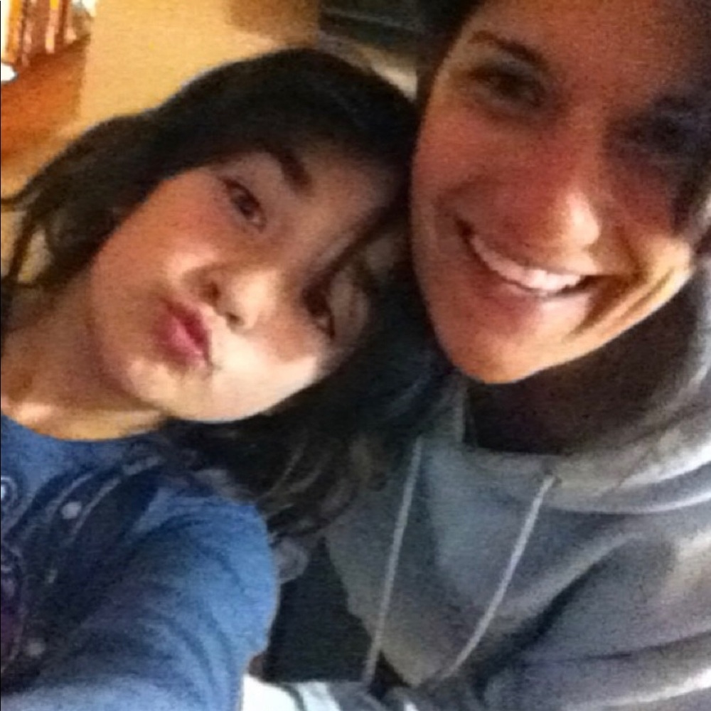 Meet your Posher, Olivia